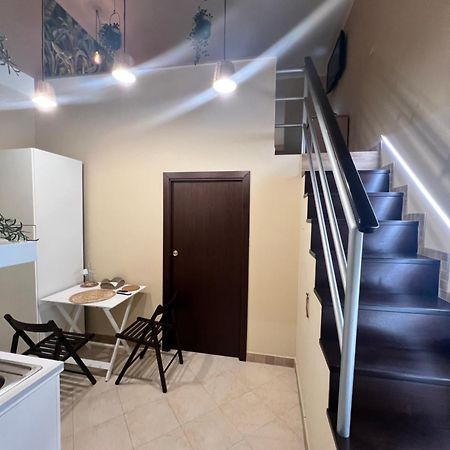 Piazzetta 42 Holiday Room Трани Экстерьер фото